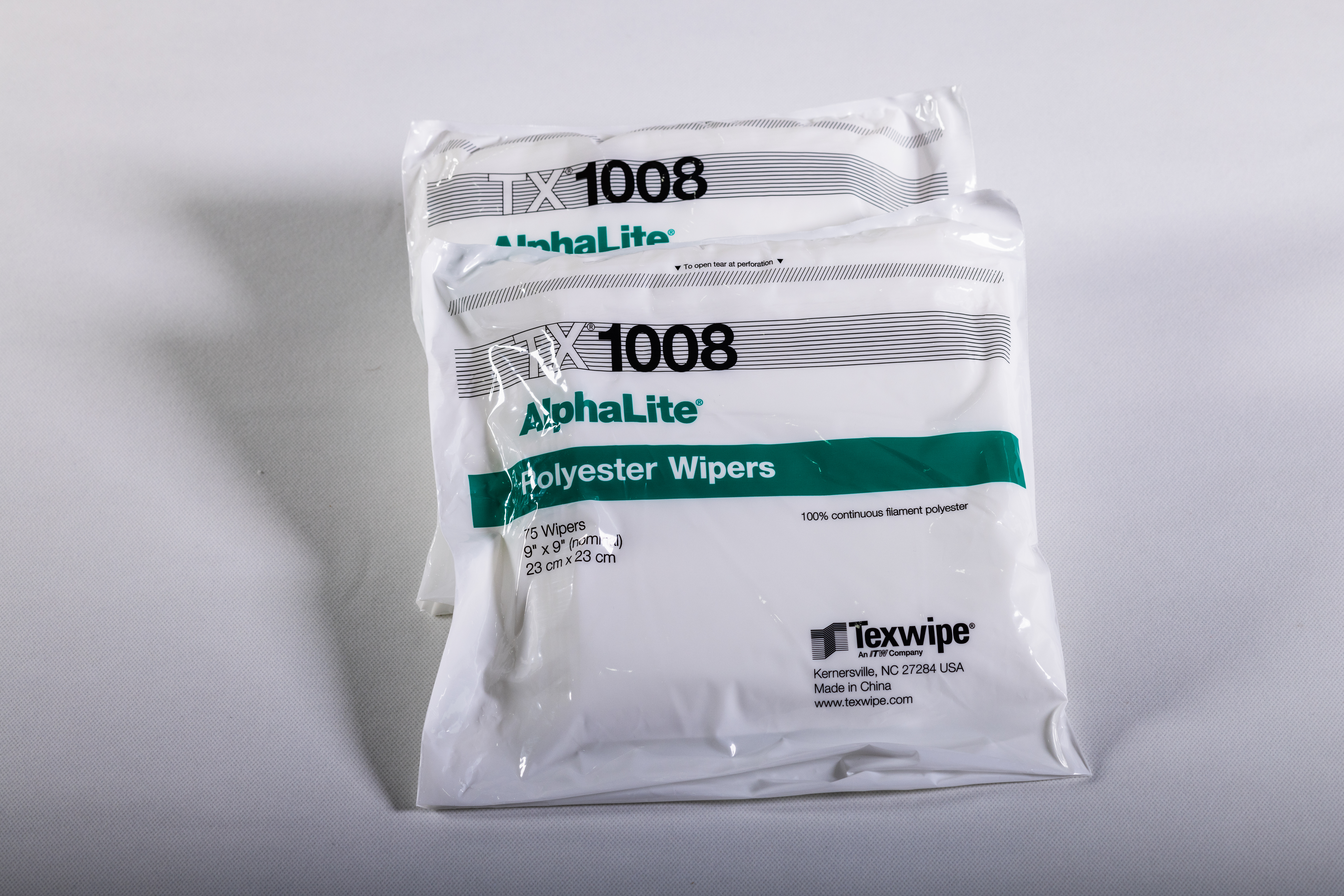 AlphaLite® 非无菌干无尘布