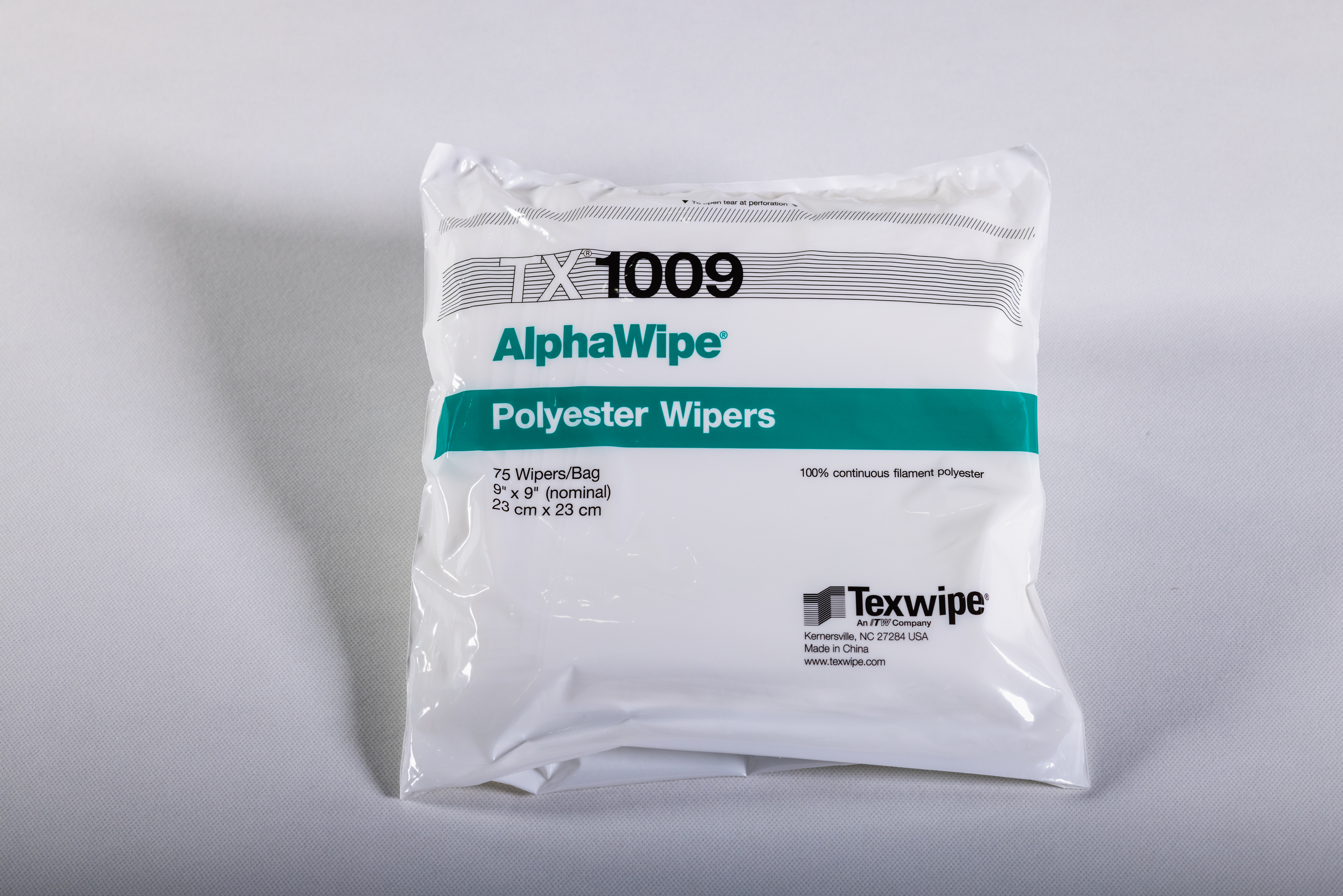 AlphaWipe® 非无菌干无尘布