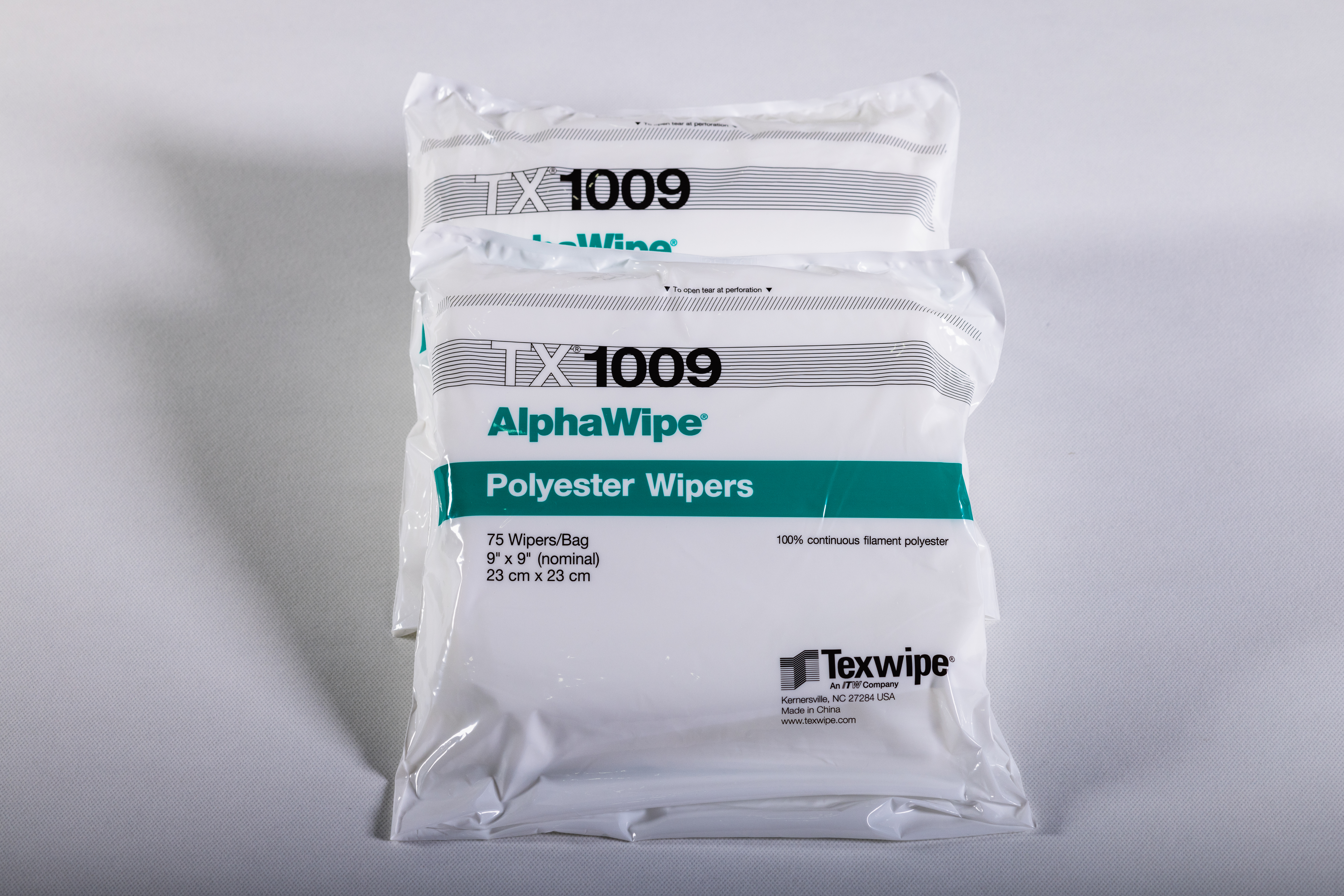 AlphaWipe® 非无菌干无尘布